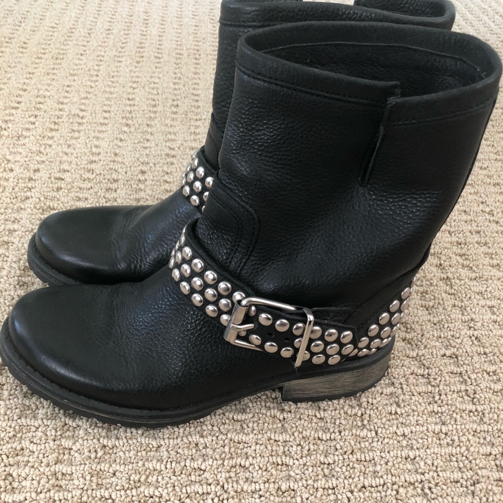 Steve Madden Studded Boot